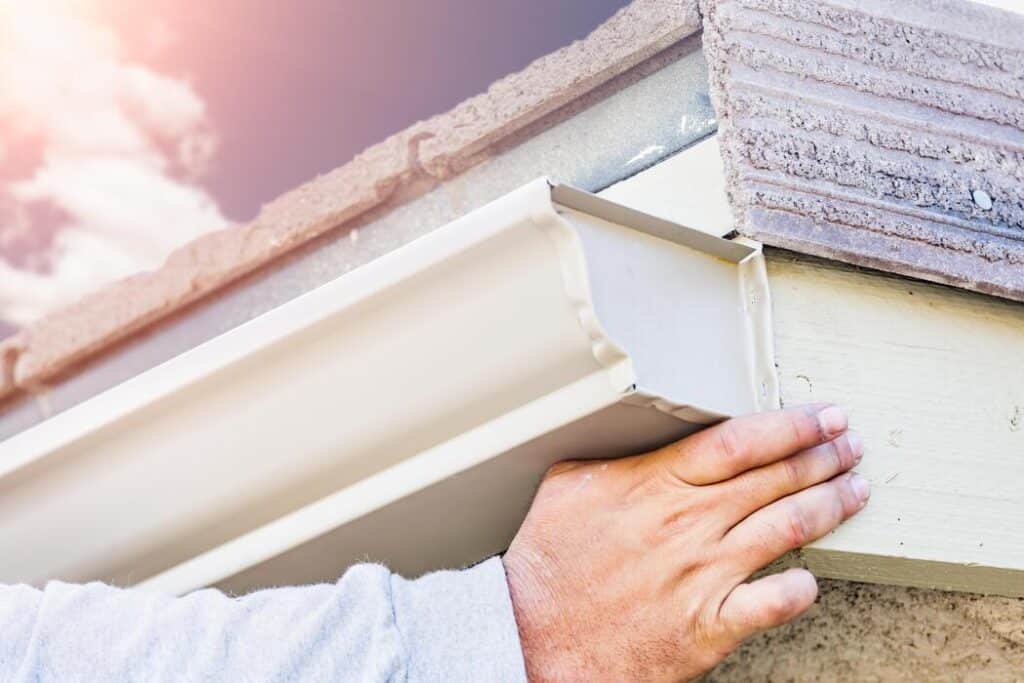 Can Fascia Boards Be Replaced Without Replacing the Gutters?